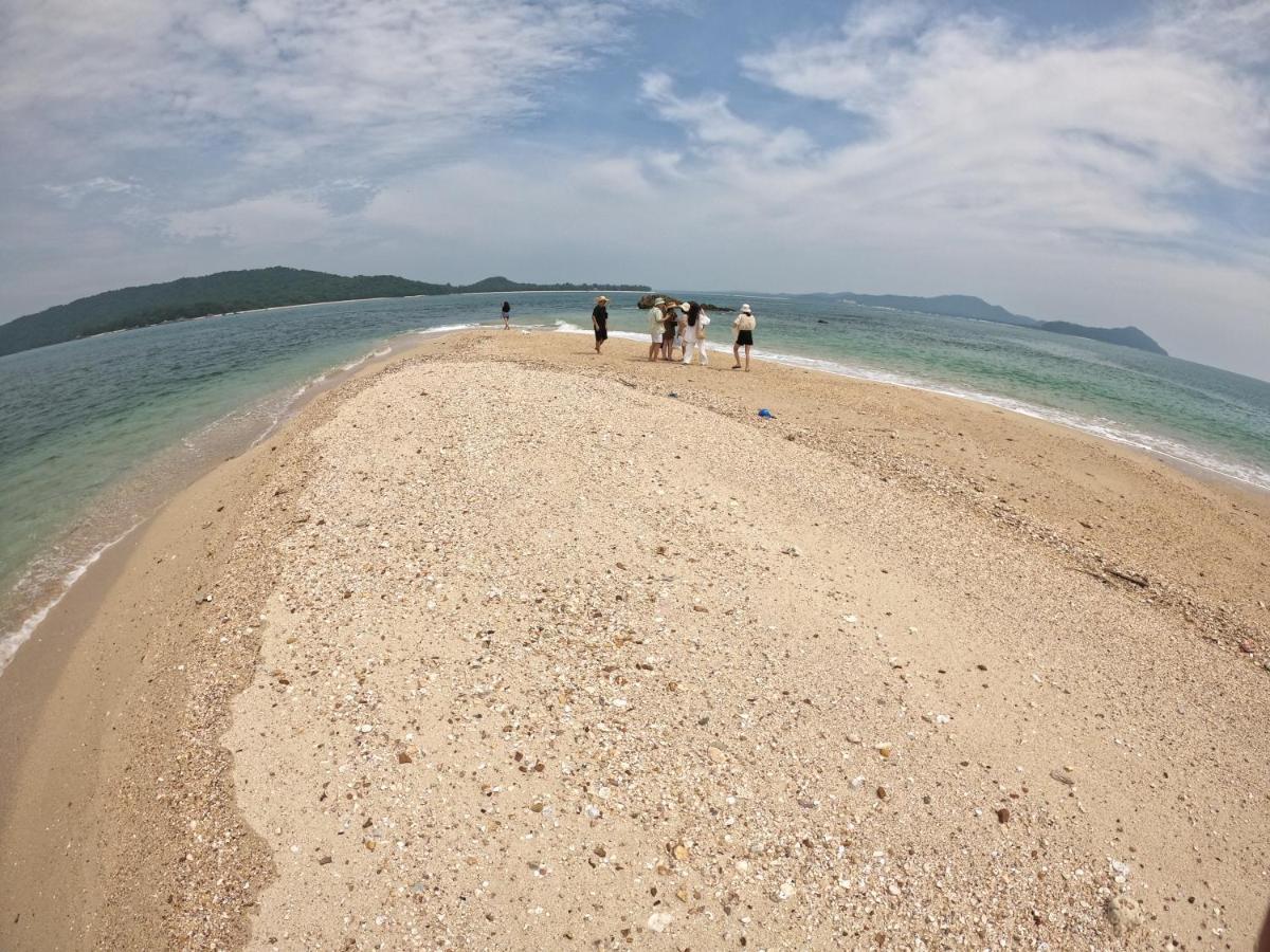 Coto Island Beach Village Homestay Dao Co To Exterior photo